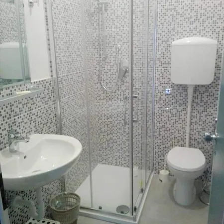 Otel Enrica 3*